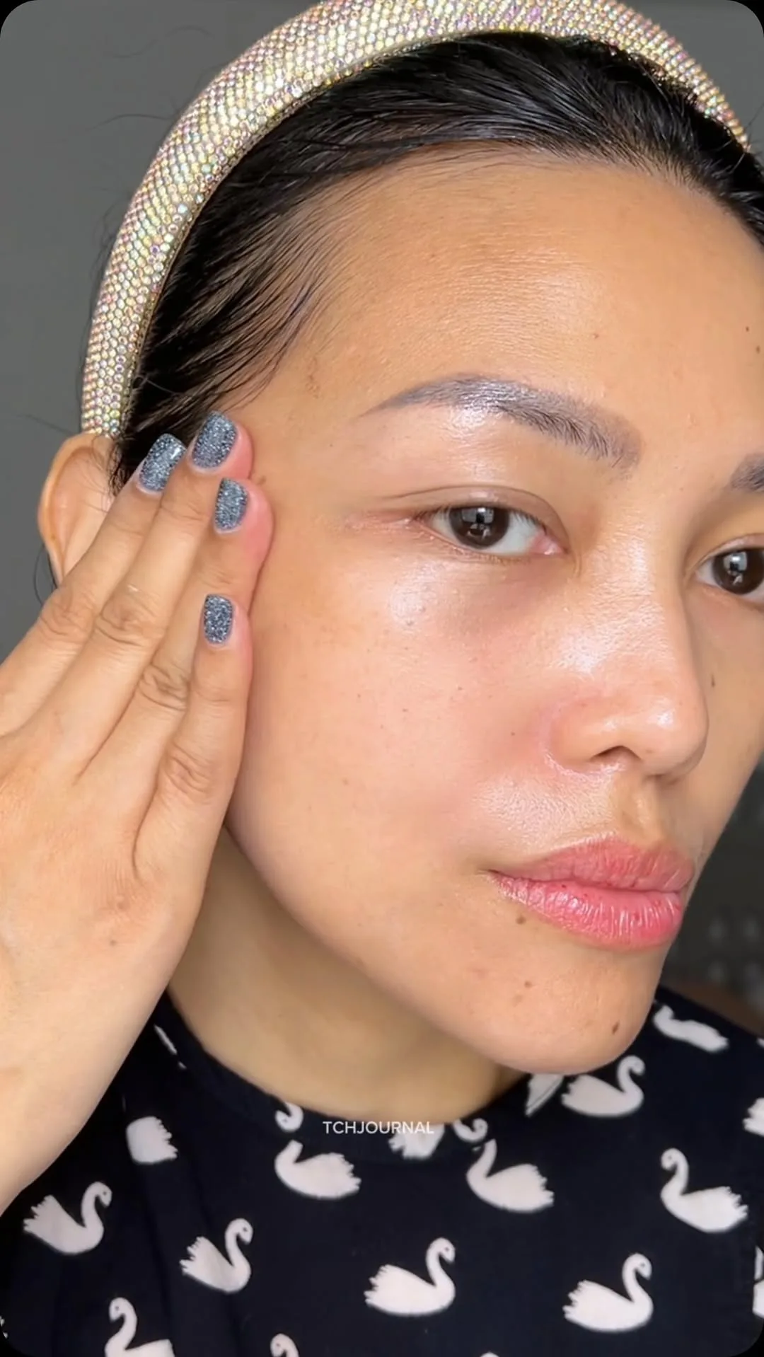 GRWM in 7sec for breakfast