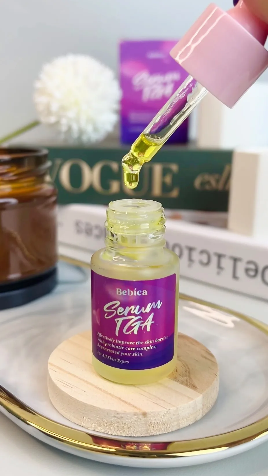 Glow up Serum terjangkau yang diproduksi dengan kandungan utama dari…