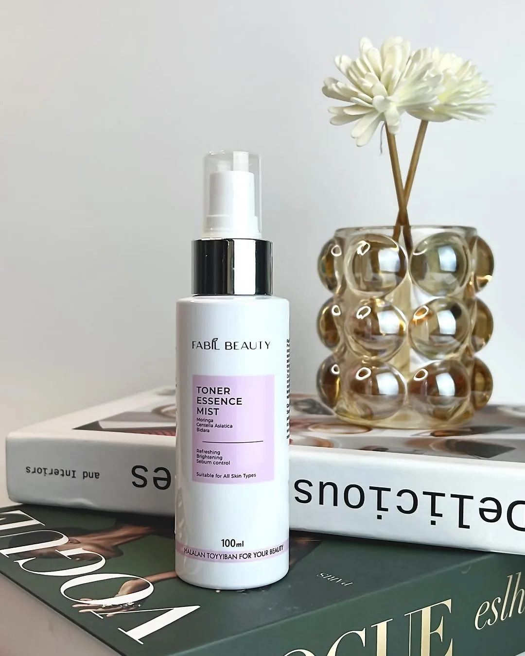Toner Essence Mist yang berfungsi juga sebagai setting spray untuk…