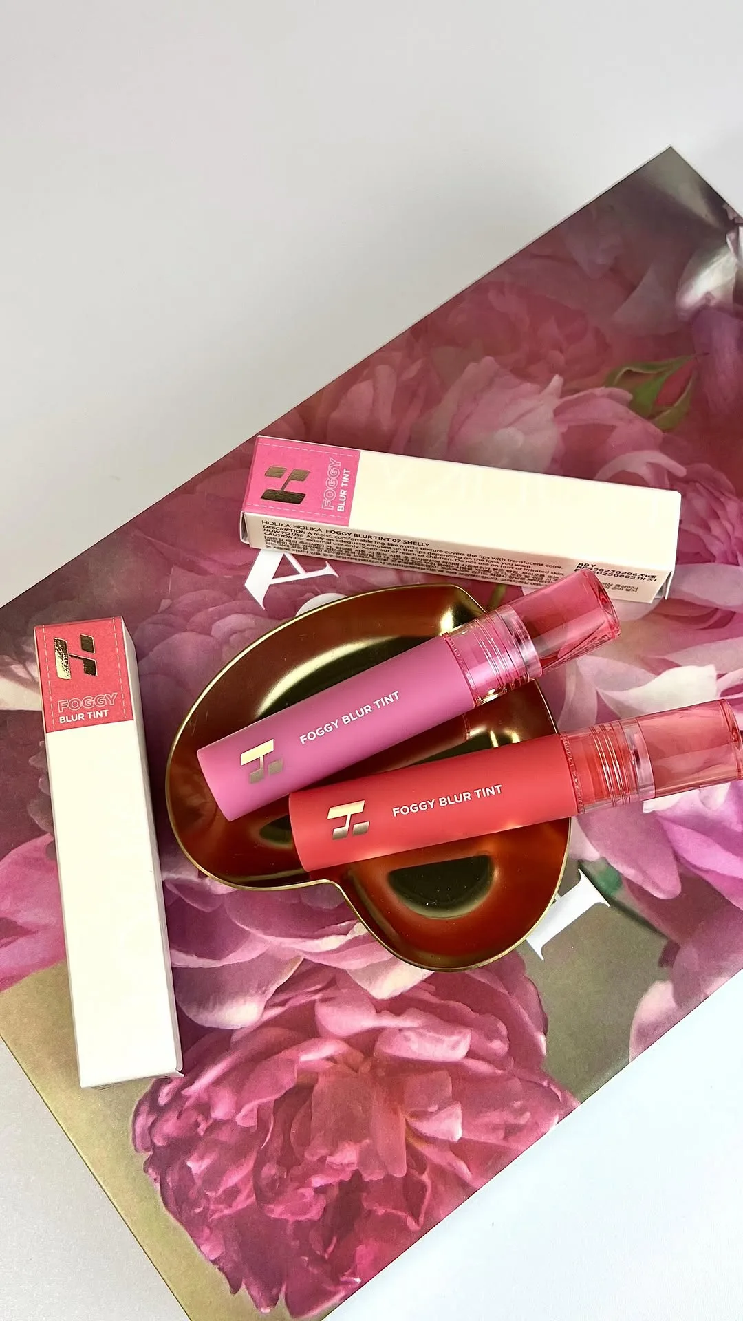[CATET PRODUKNYA!] Kalau kamu suka warna bibir yang korean look lembab…