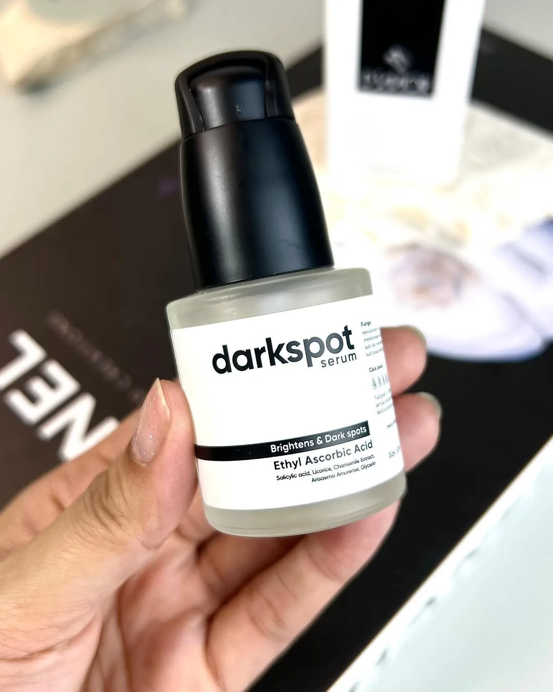 Kalau kamu lagi bingung nyari produk untuk meratakan warna kulit,… — 6/6