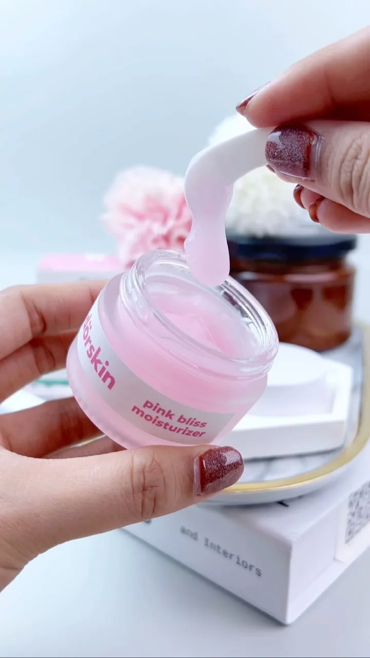 Pleaseeee, ini moisturizernya gemezzz banget!