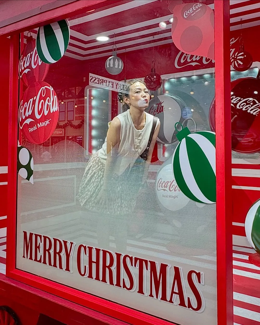 Bangkok — Soaking in the holiday spirit with stunning Christmas… — 2/20