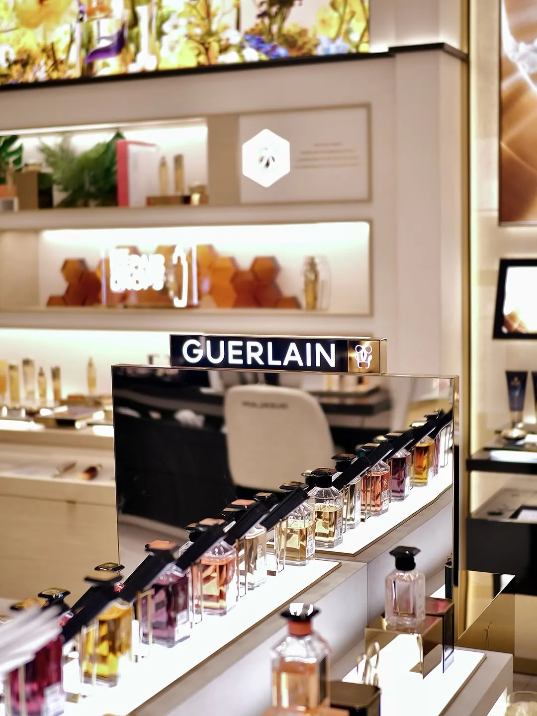 Today’s explore at Guerlain, especially their perfumes — 15/15