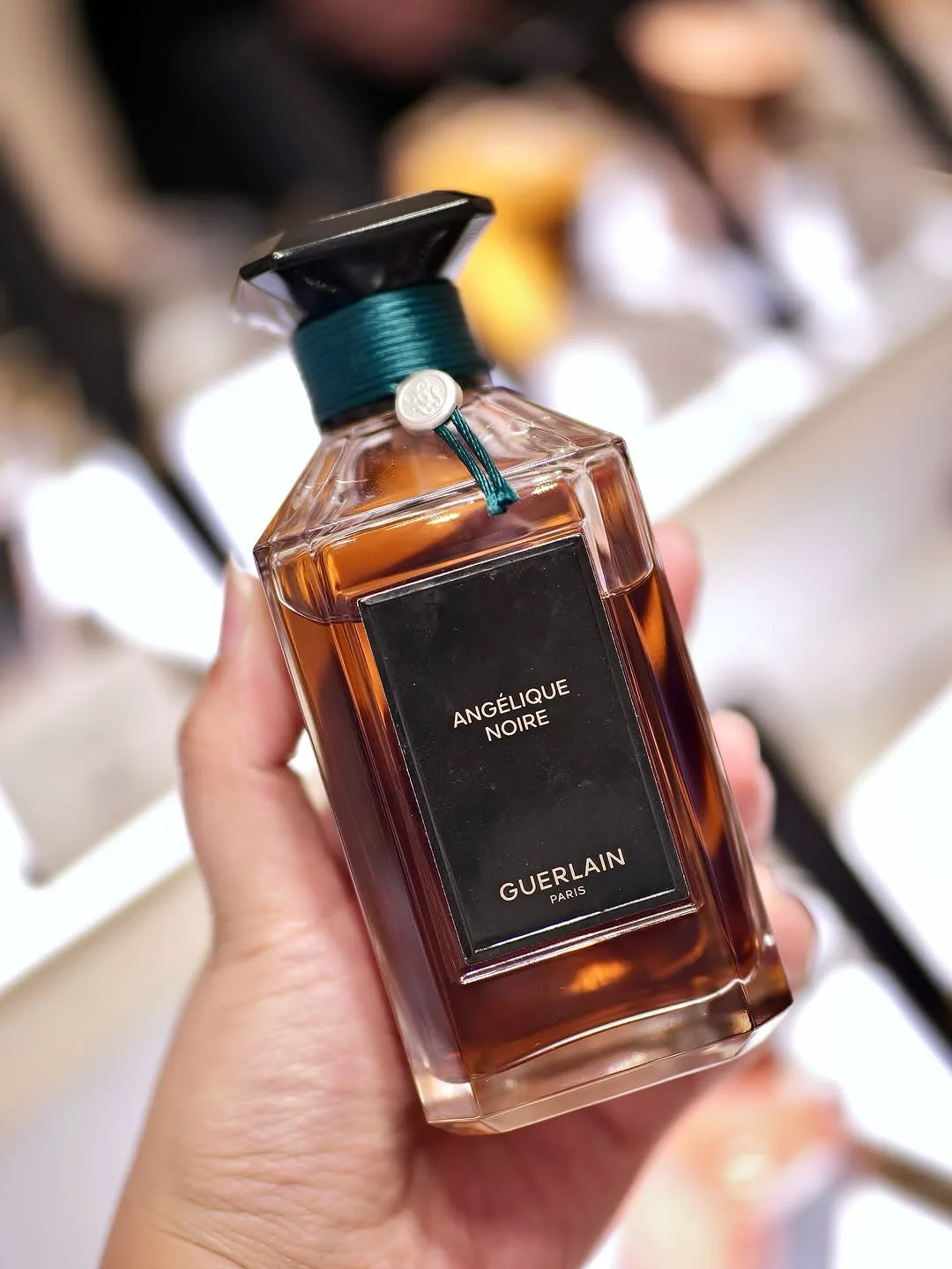 Today’s explore at Guerlain, especially their perfumes — 6/15